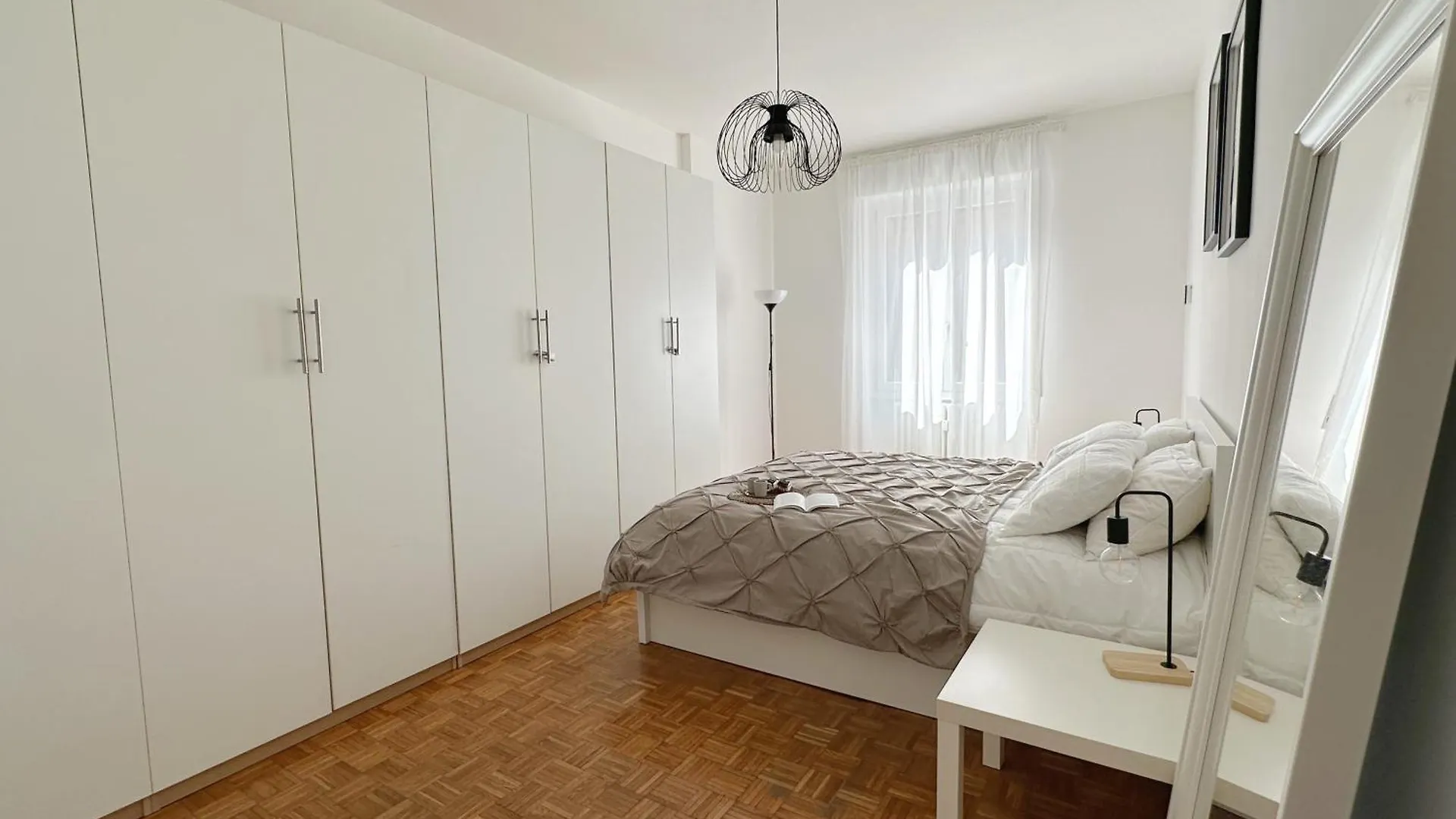 I Host Apartment - Villoresi 5 Milan 0*,